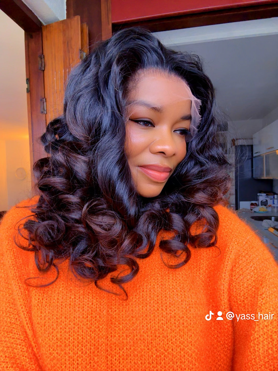 Perruque bouncy Wavy Vietnamien