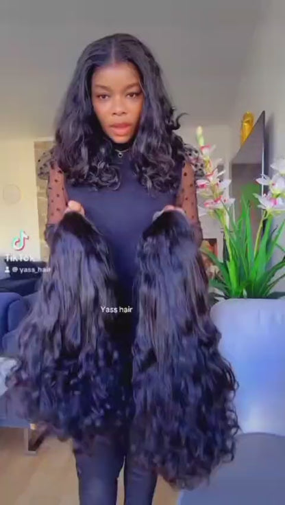 Perruque frontal HD Wavy